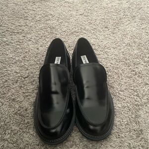 Steve Madden Black Loafers